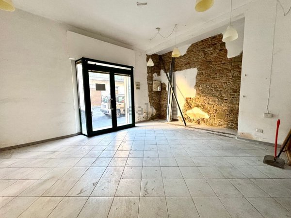 casa semindipendente in vendita a Montevarchi in zona Levane