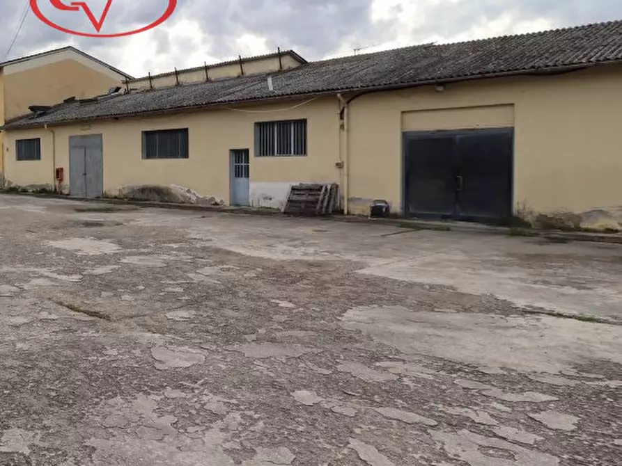 capannone in vendita a Montevarchi in zona Levane