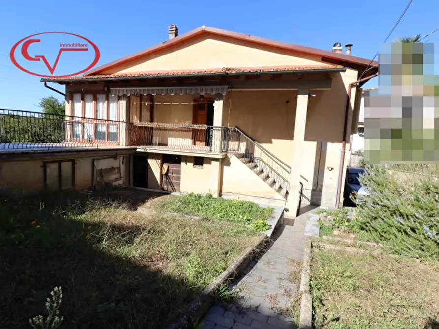 casa indipendente in vendita a Montevarchi