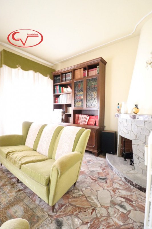 casa indipendente in vendita a Montevarchi