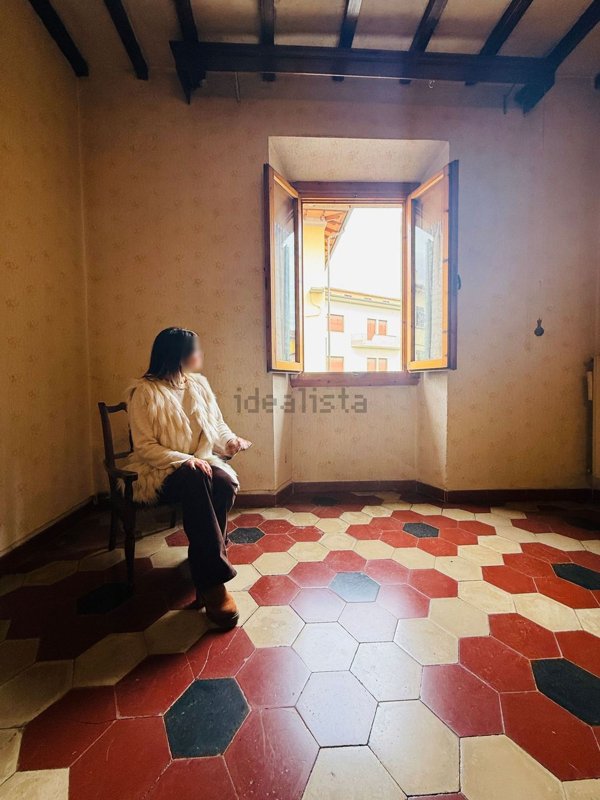 appartamento in vendita a Montevarchi in zona Levane