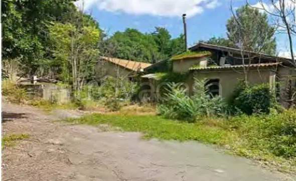 appartamento in vendita a Montevarchi in zona Caposelvi