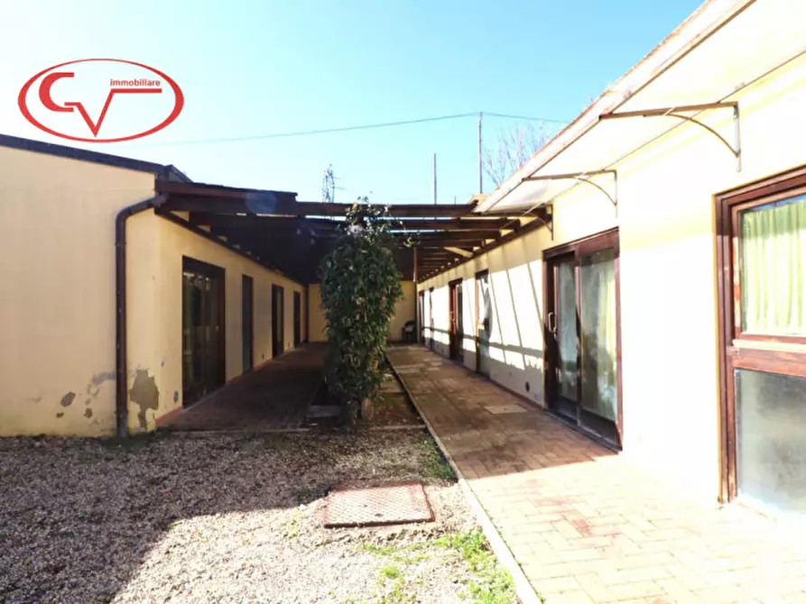 casa semindipendente in vendita a Montevarchi