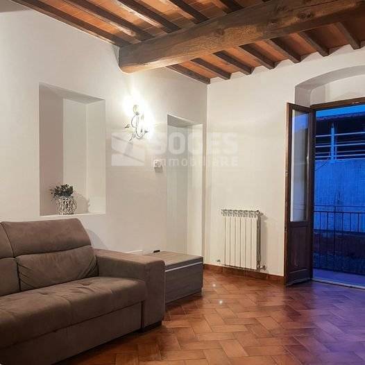 appartamento in vendita a Montevarchi in zona Mercatale Valdarno