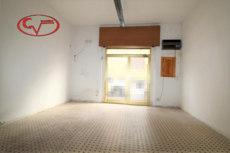 negozio in vendita a Montevarchi