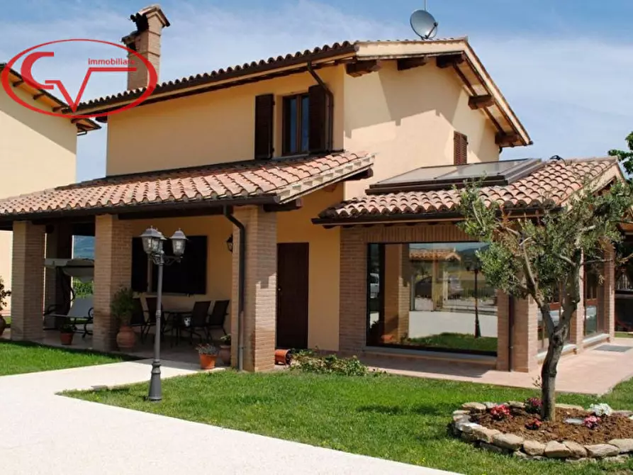 casa indipendente in vendita a Montevarchi in zona Levane