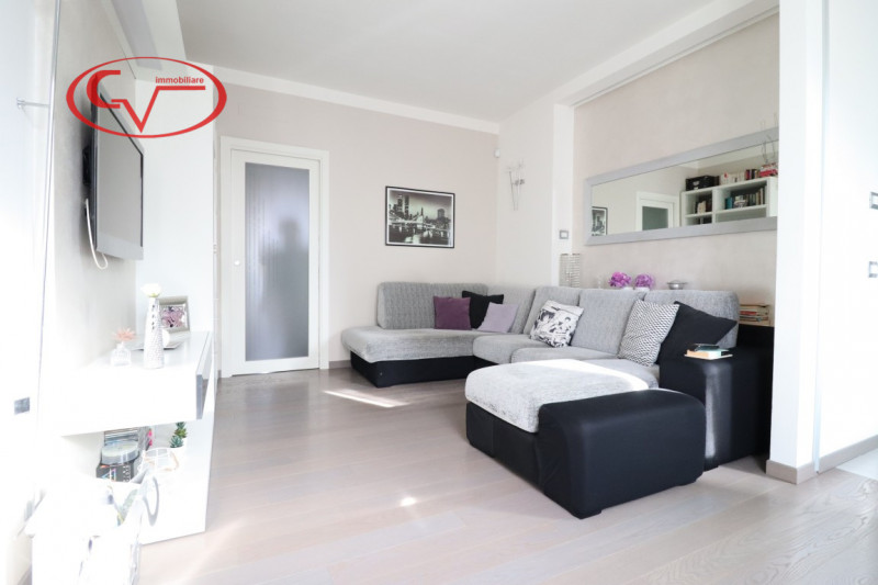 casa indipendente in vendita a Montevarchi