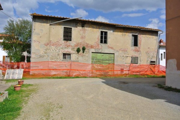 casa indipendente in vendita a Montevarchi