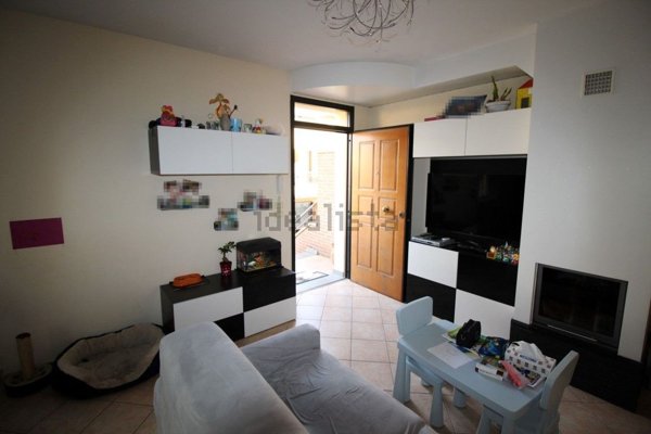 casa indipendente in vendita a Montevarchi