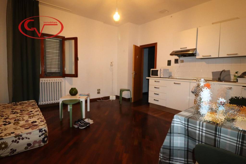 casa indipendente in vendita a Montevarchi