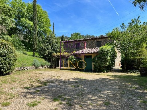 casa indipendente in vendita a Montevarchi in zona Moncioni