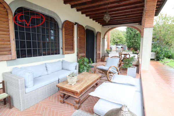 casa indipendente in vendita a Montevarchi