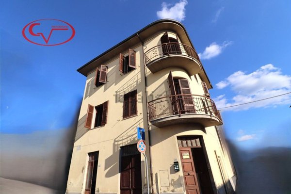 casa indipendente in vendita a Montevarchi in zona Levane