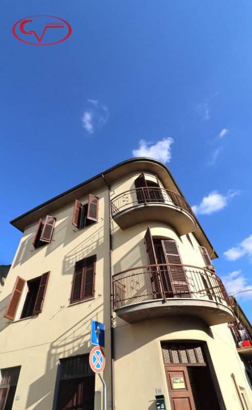 casa indipendente in vendita a Montevarchi in zona Levane