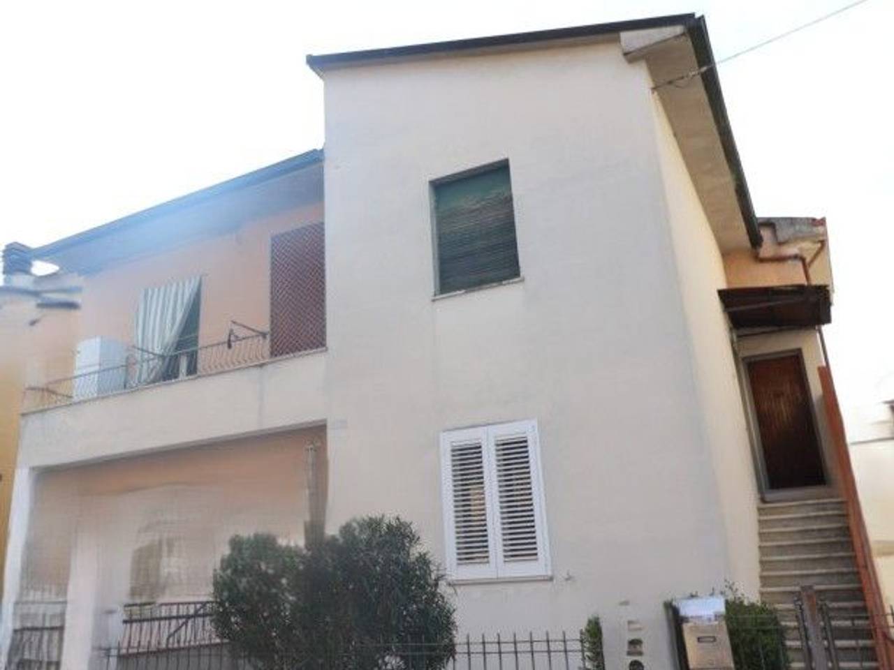 casa indipendente in vendita a Montevarchi