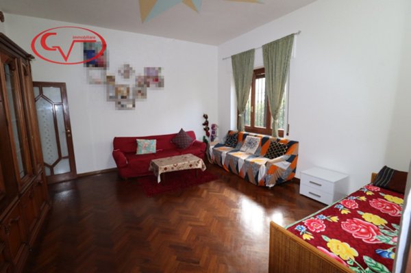 casa indipendente in vendita a Montevarchi