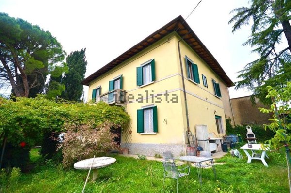 casa indipendente in vendita a Montevarchi in zona Caposelvi
