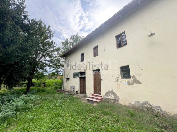 esavano in vendita a Montevarchi