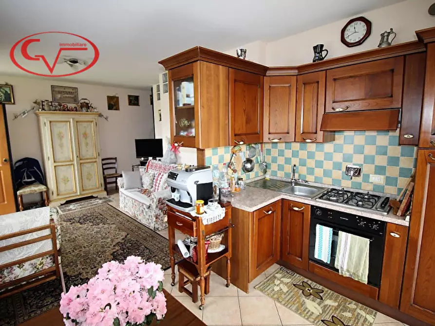 casa indipendente in vendita a Montevarchi