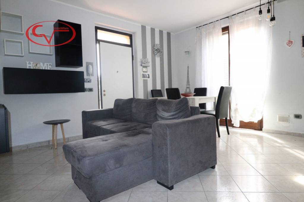 appartamento in vendita a Montevarchi in zona Levane