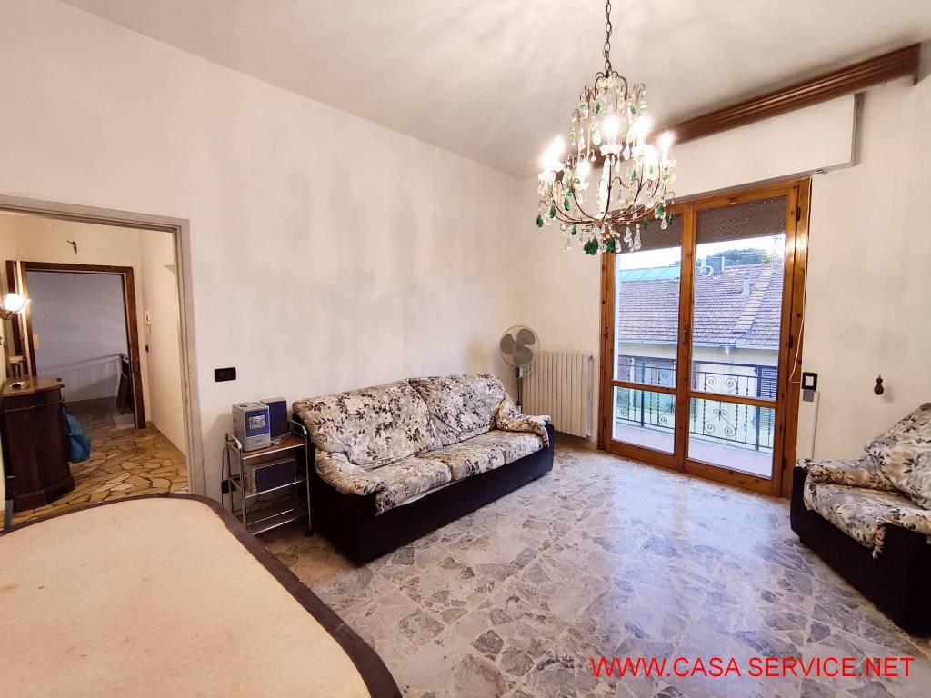 appartamento in vendita a Montevarchi in zona Levane