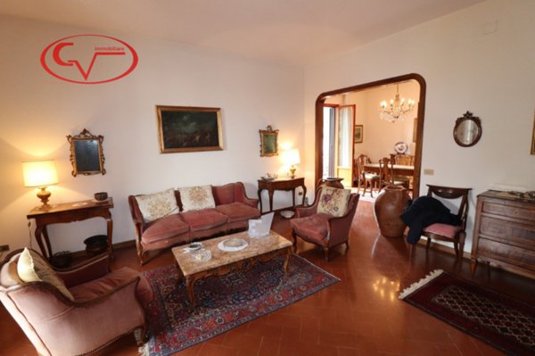 casa indipendente in vendita a Montevarchi