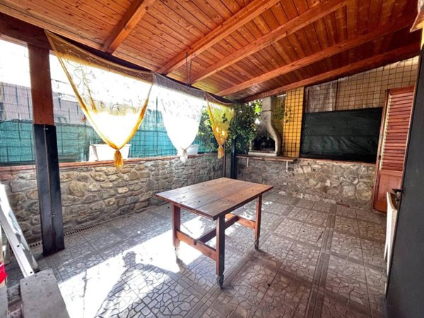 appartamento in vendita a Montevarchi in zona Levane
