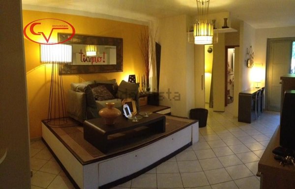 casa indipendente in vendita a Montevarchi