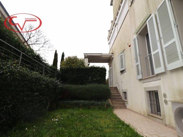casa indipendente in vendita a Montevarchi