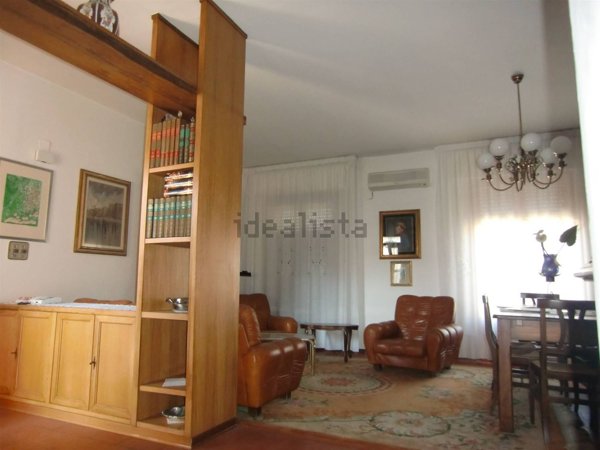 casa indipendente in vendita a Montevarchi