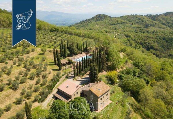casa indipendente in vendita a Montevarchi