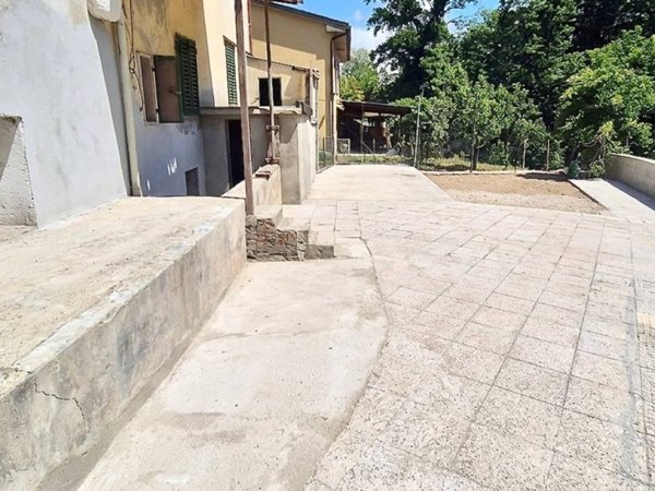 appartamento in vendita a Montevarchi in zona San Tommè