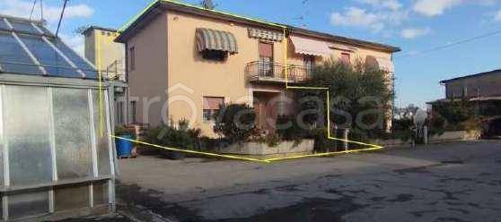 casa indipendente in vendita a Montevarchi
