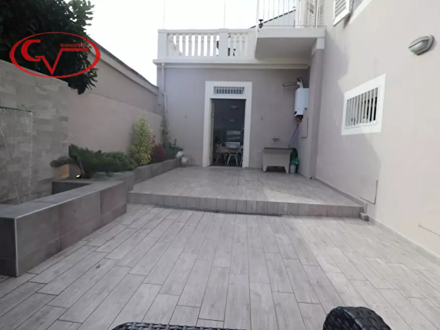 casa indipendente in vendita a Montevarchi