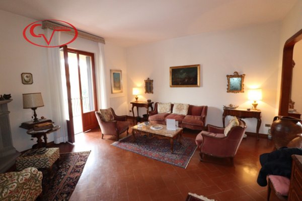 casa indipendente in vendita a Montevarchi