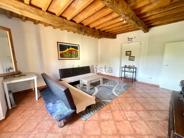 appartamento in vendita a Montevarchi in zona Levane