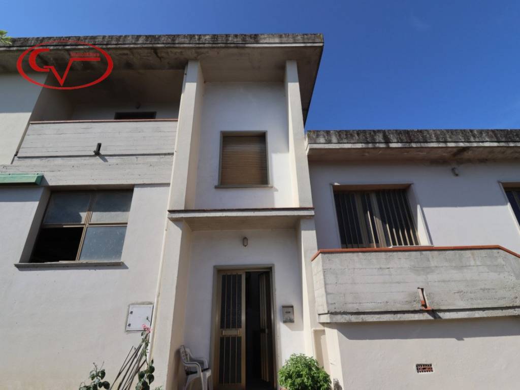 appartamento in vendita a Montevarchi in zona Levanella
