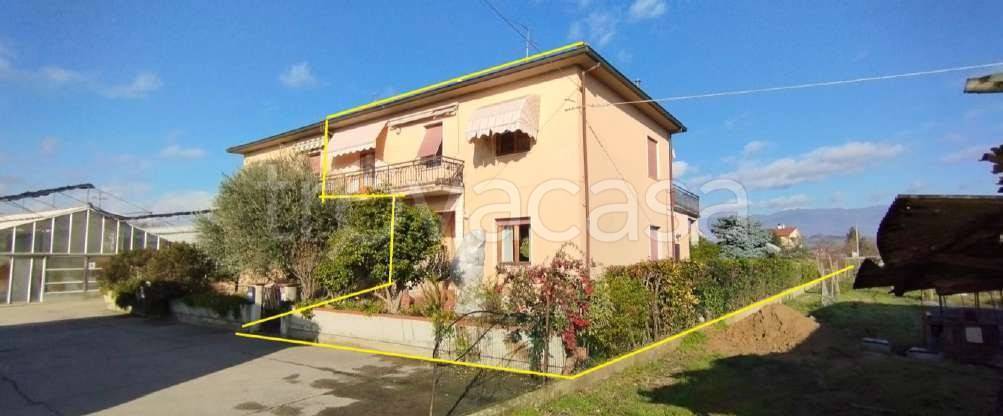 casa indipendente in vendita a Montevarchi