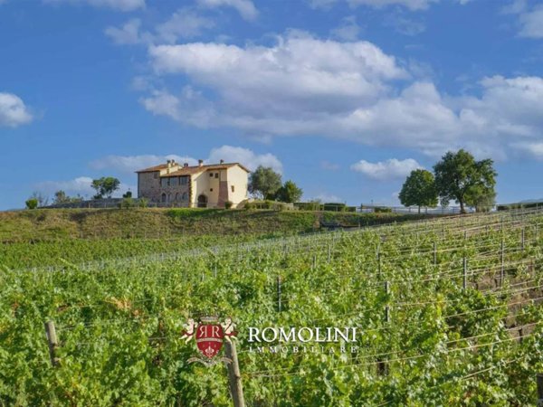 casa indipendente in vendita a Montevarchi