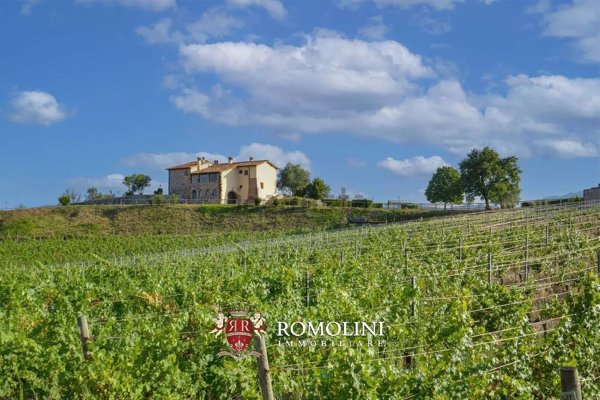casa indipendente in vendita a Montevarchi