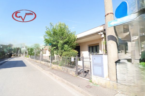 locale di sgombero in vendita a Montevarchi in zona Levane