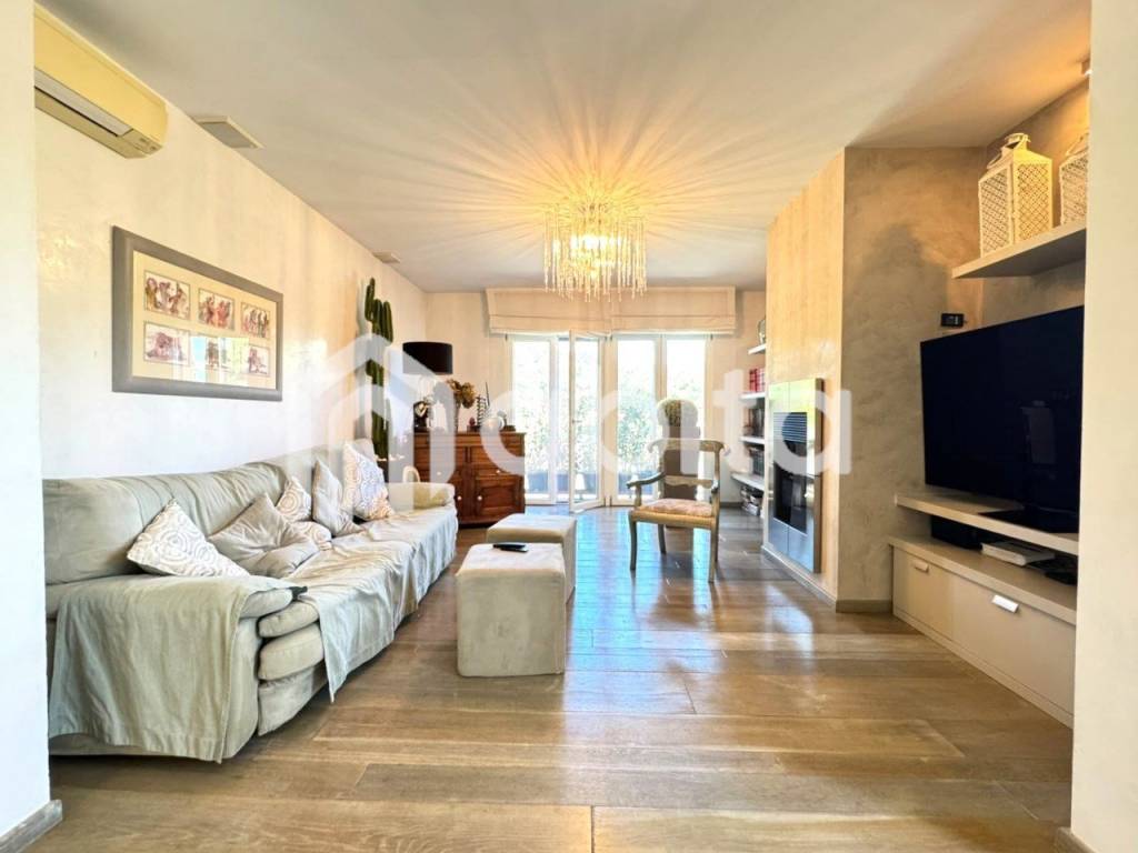 casa indipendente in vendita a Montevarchi in zona Levanella