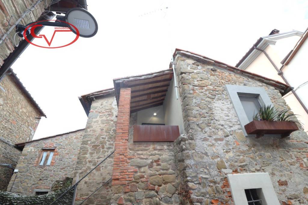 appartamento in vendita a Montevarchi in zona Moncioni