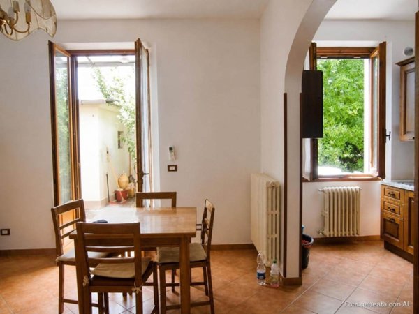 appartamento in vendita a Montevarchi in zona Levanella