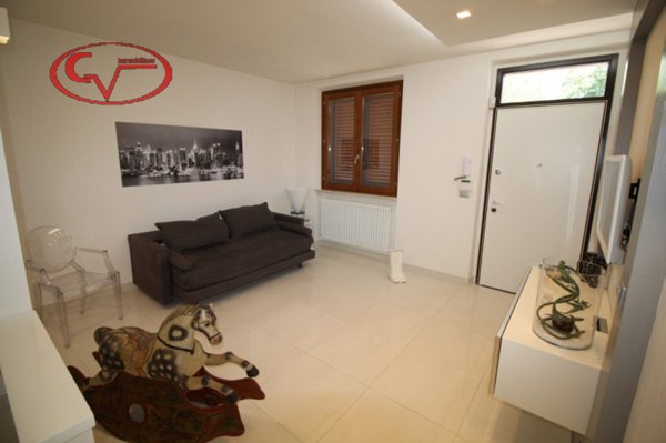 casa indipendente in vendita a Montevarchi