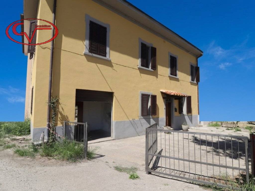 casa indipendente in vendita a Montevarchi in zona Levanella