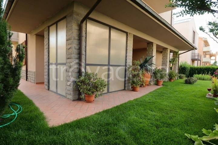 casa indipendente in vendita a Montevarchi