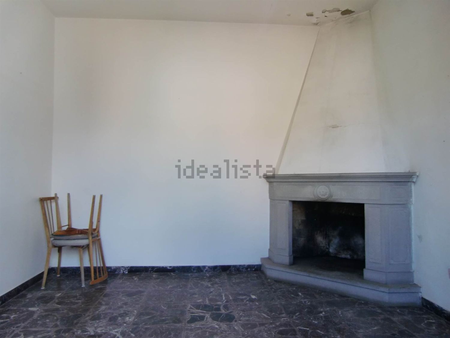 casa semindipendente in vendita a Montevarchi in zona Mercatale Valdarno