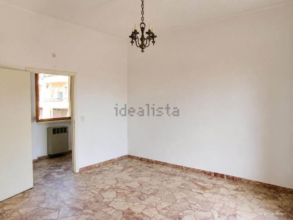 casa indipendente in vendita a Montevarchi in zona Mercatale Valdarno