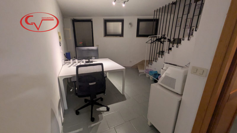 ufficio in vendita a Montevarchi